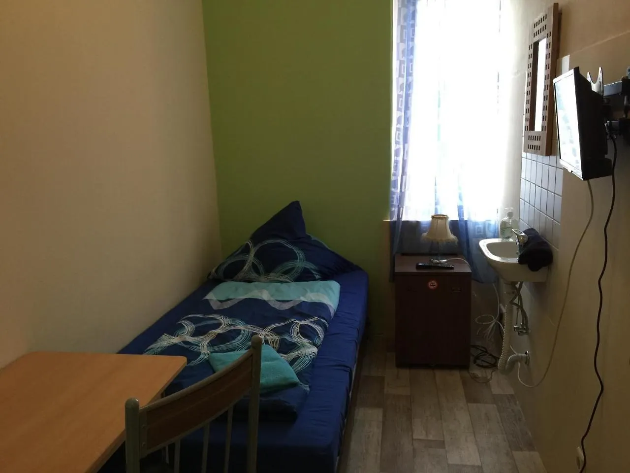 Zimmerfrei-Dresden Mit Bad-Minikuche Self Check In 24-7 Hostel Dresden